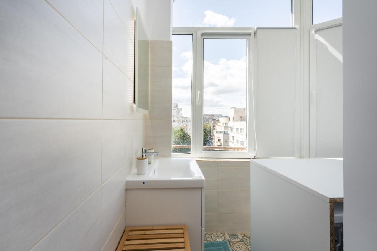 Spacious And Cozy Apartment In Central Bucareste Exterior foto