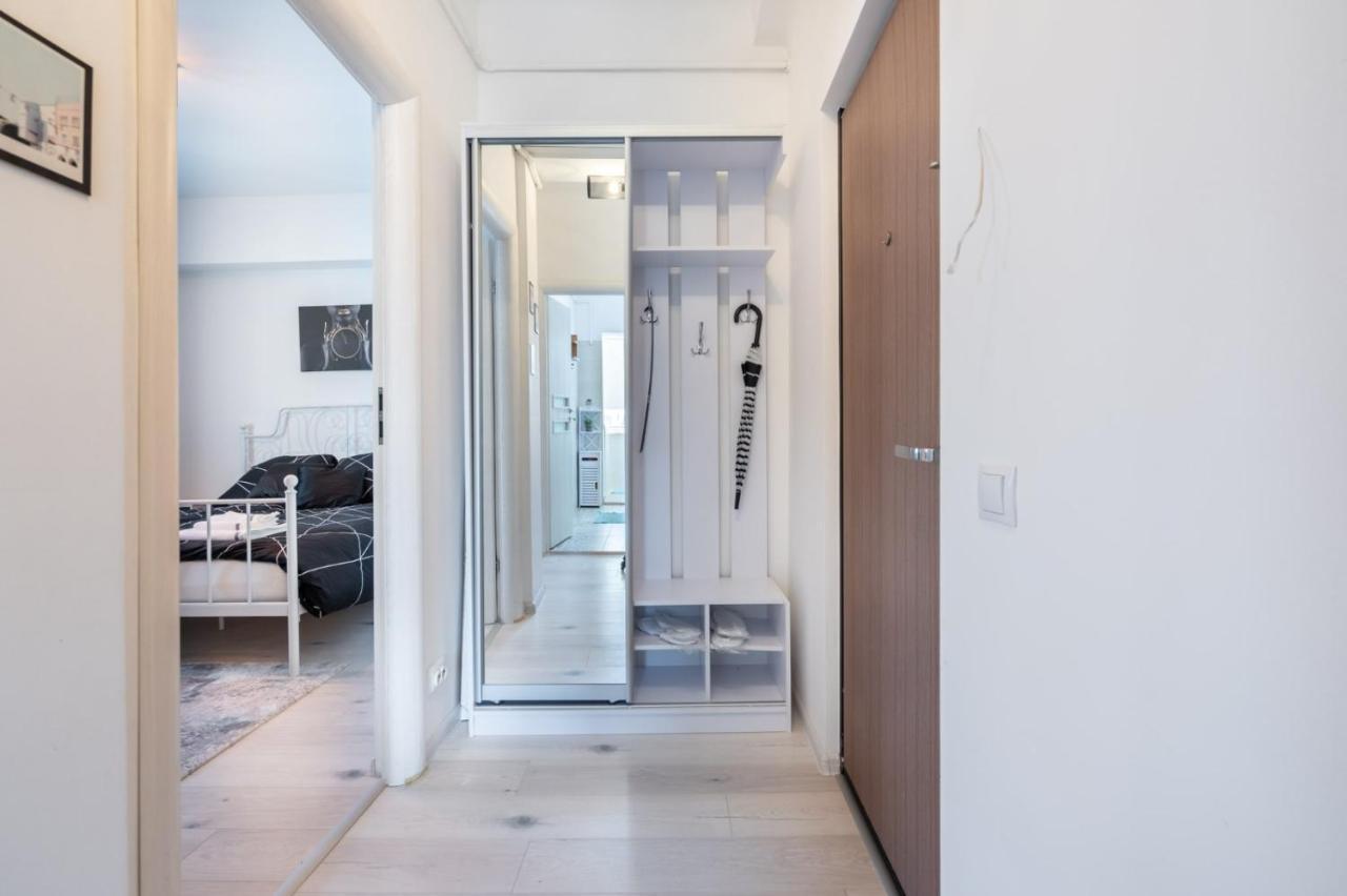 Spacious And Cozy Apartment In Central Bucareste Exterior foto
