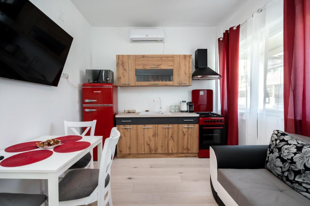 Spacious And Cozy Apartment In Central Bucareste Exterior foto